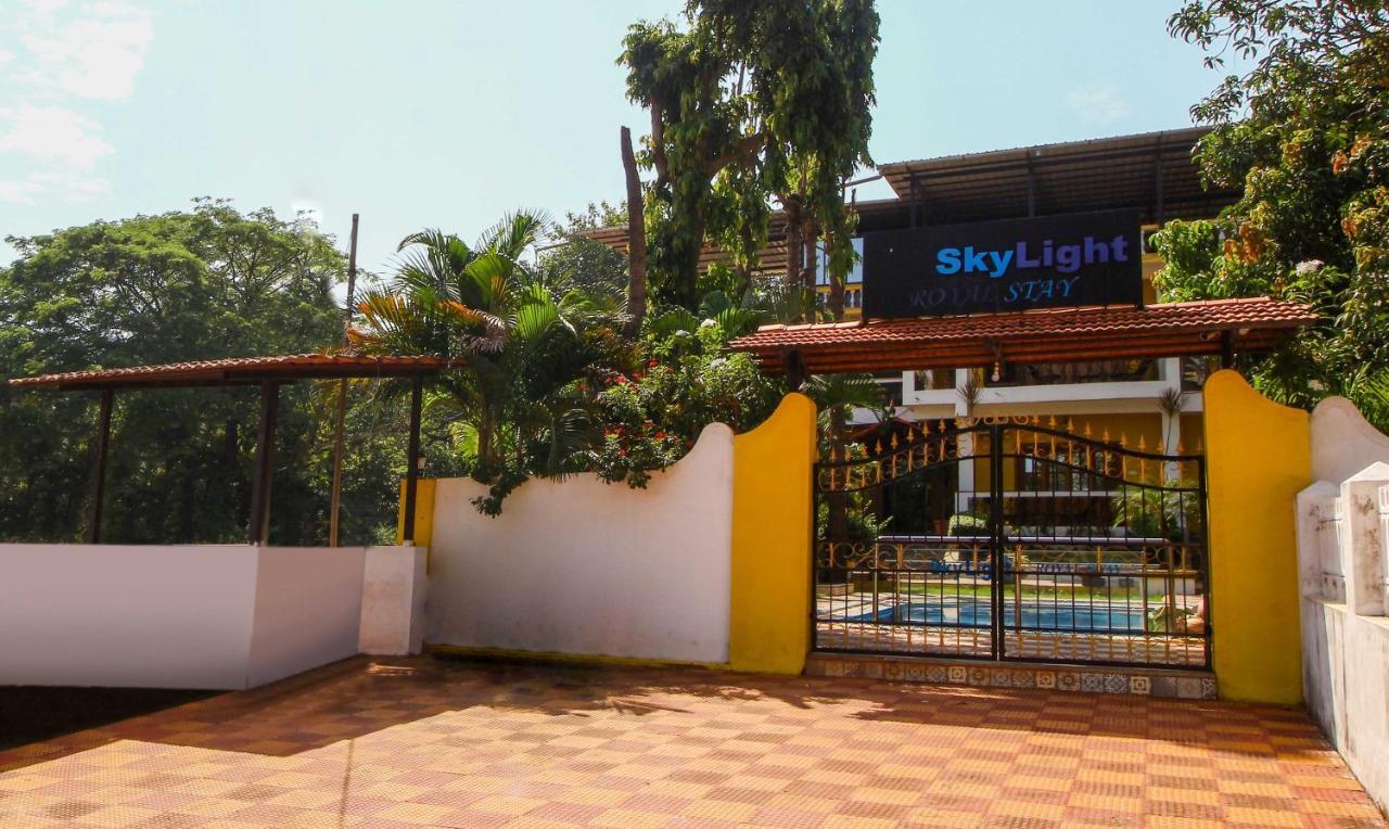 Treebo Trend Skylight Royal Stay Кандолім Екстер'єр фото